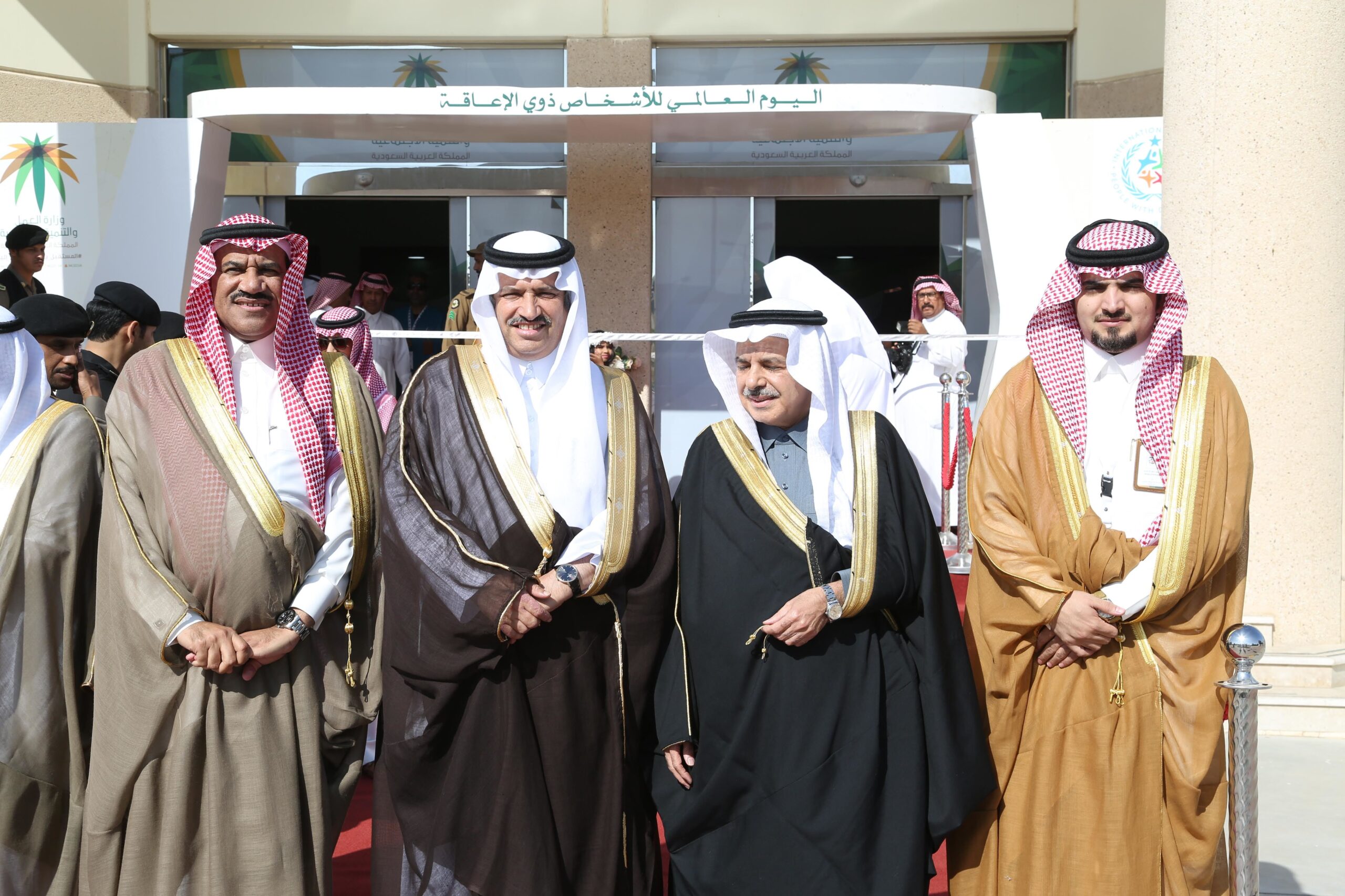 فعالية الصحة النفسيه الاحساء وزارة العمل حضور امير الاحساء (16)