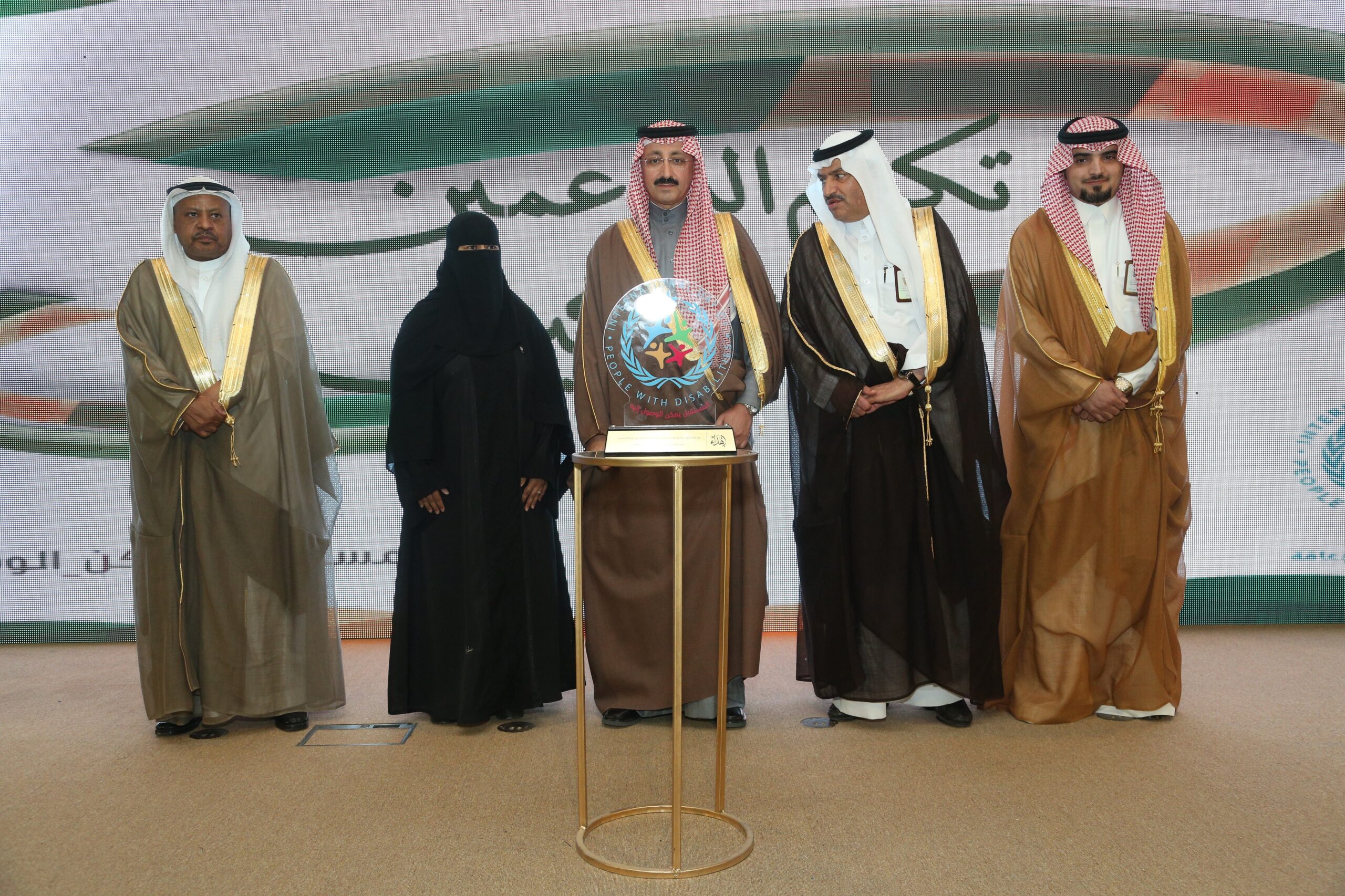 فعالية الصحة النفسيه الاحساء وزارة العمل حضور امير الاحساء (27)