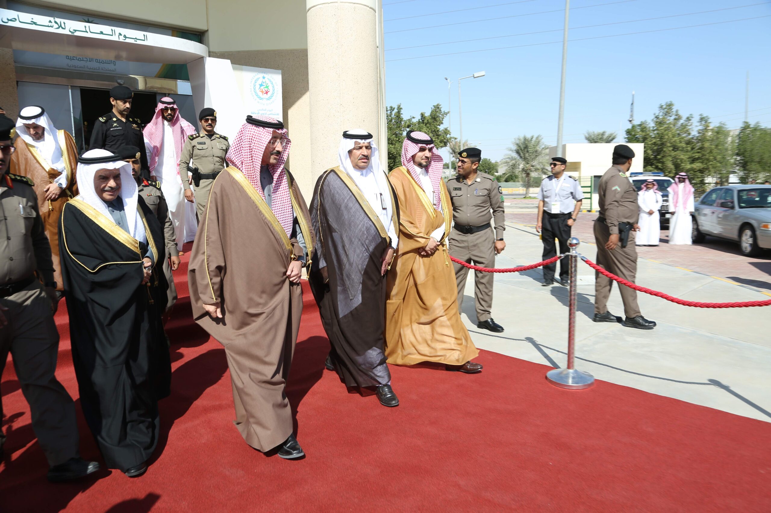 فعالية الصحة النفسيه الاحساء وزارة العمل حضور امير الاحساء (4)