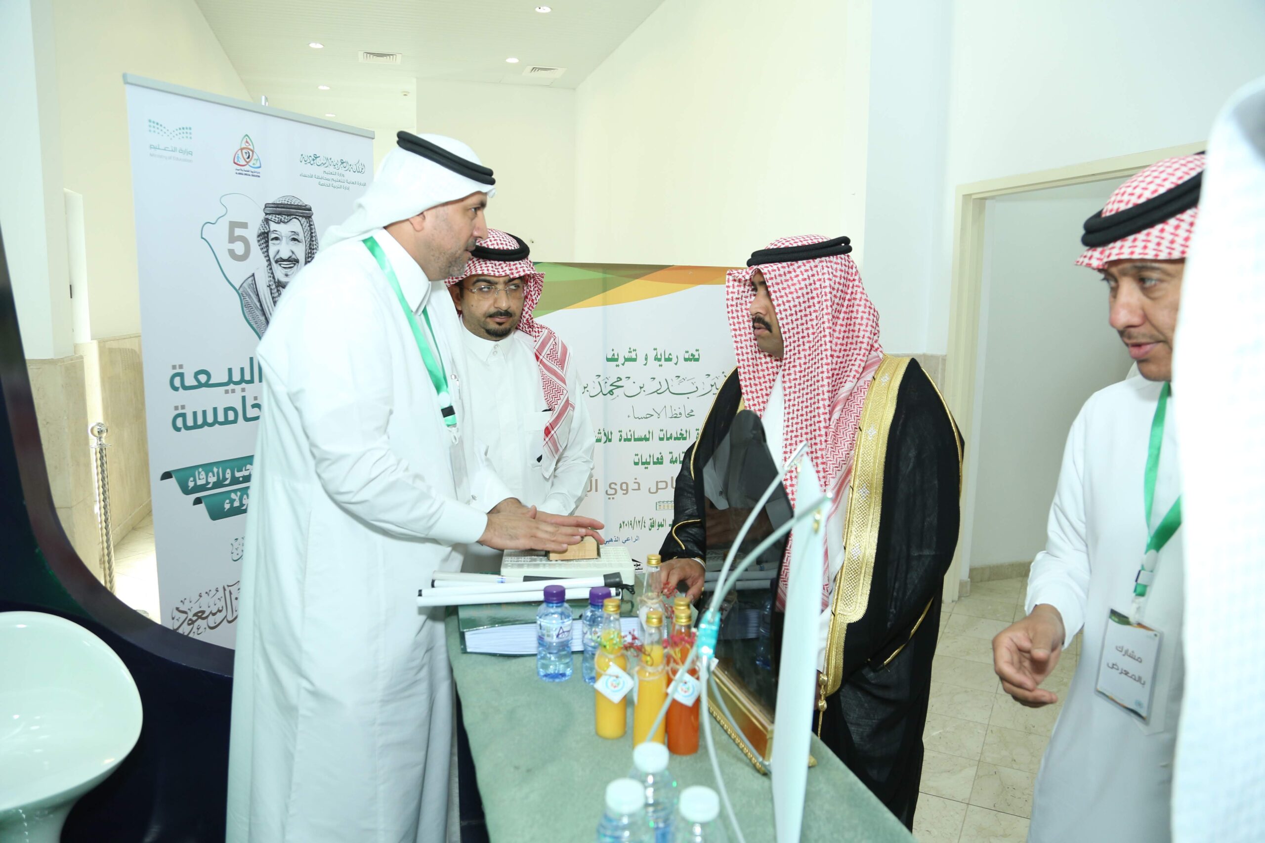 فعالية الصحة النفسيه الاحساء وزارة العمل حضور امير الاحساء (5)