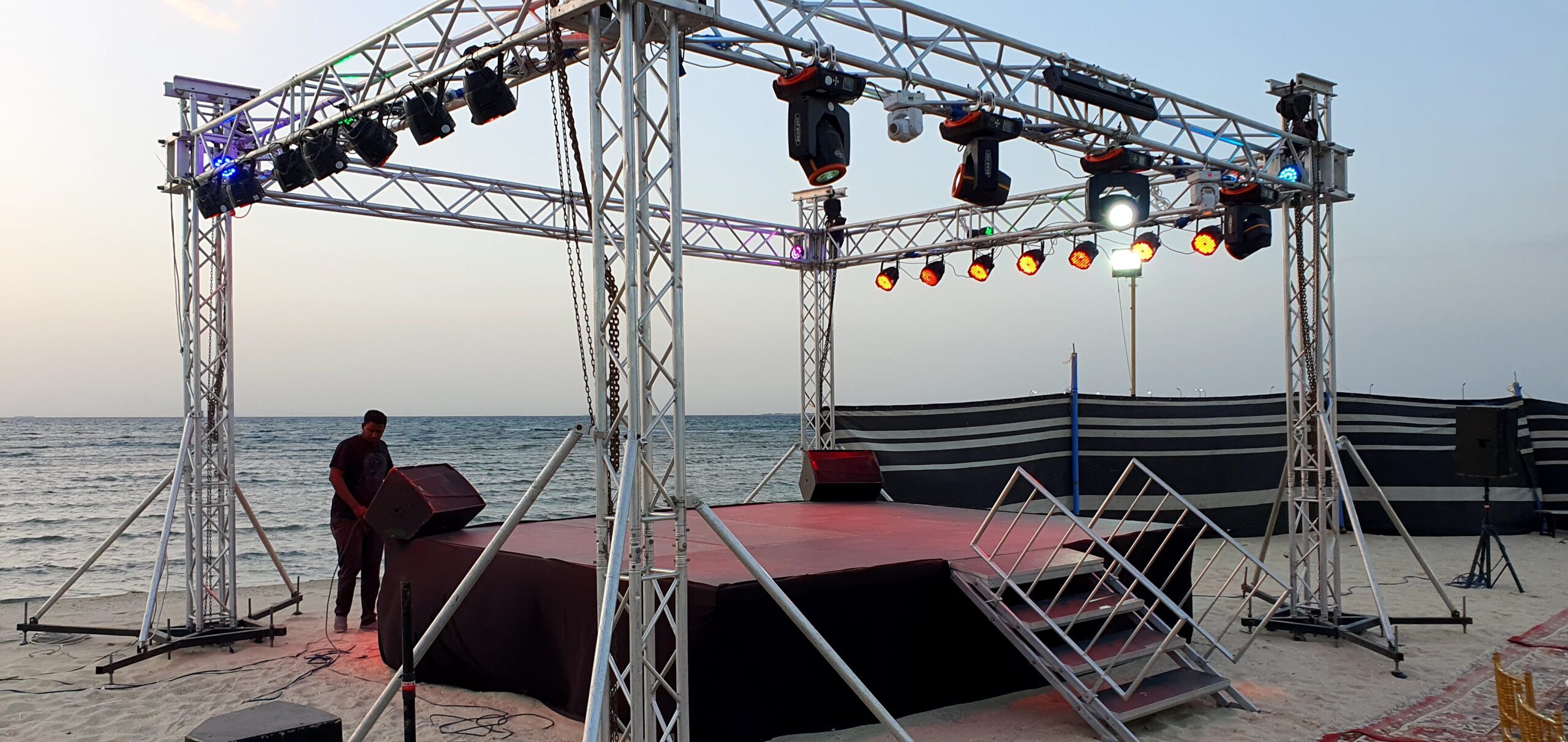 حفل تخرج طالبات جامعة الإمام عبدالرحمن بن فيصل 2020 (3)